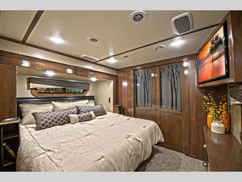 2019 Redwood Redwood 3881ES