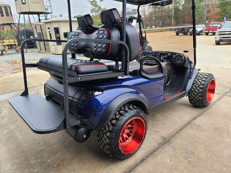 Photo 1: 2019 E-Z-GO Freedom TXT Gas