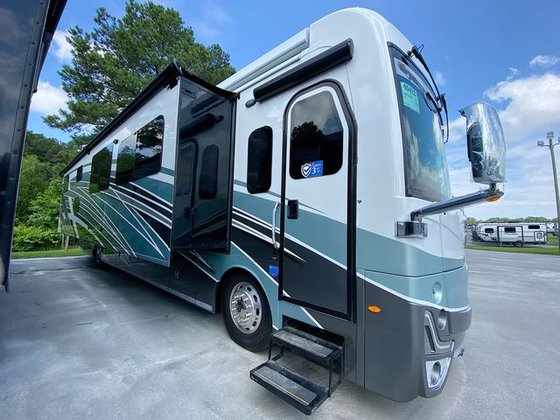 2024 Holiday Rambler Armada 40P